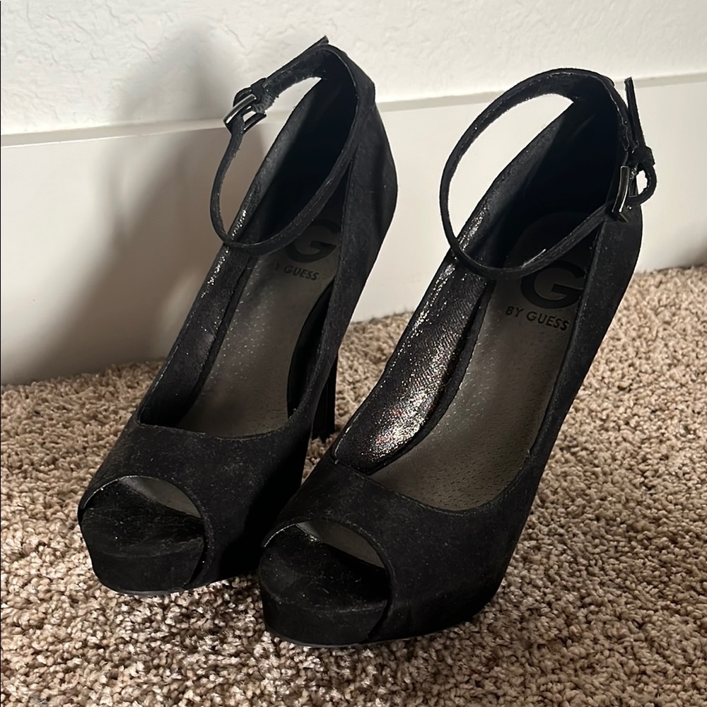 BRAND NEW GUESS Women's Black Peep Toe Heels